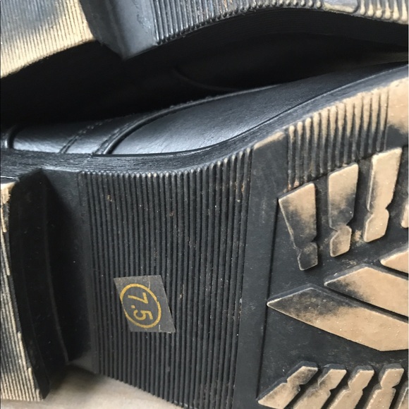 ᴍᴀᴅᴅᴇɴ ɢɪʀʟ ᴍᴀᴀᴠɪɴ ᴄᴏᴍʙᴀᴛ ʙᴏᴏᴛs - Picture 8 of 8